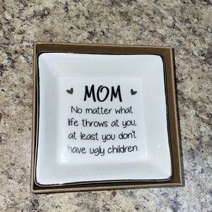 Joycuff MOM Ceramic Ring Dish Jewelry Tray. New in Box.